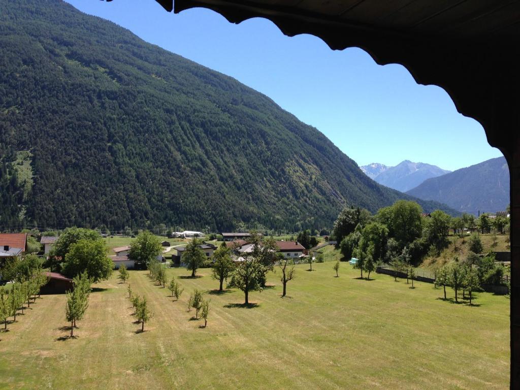 Gasthaus Sonne Tarrenz Room photo
